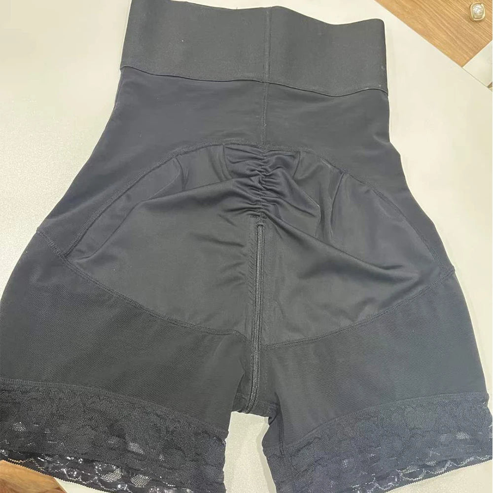 Gaine amincissante et rehausseur de fesses